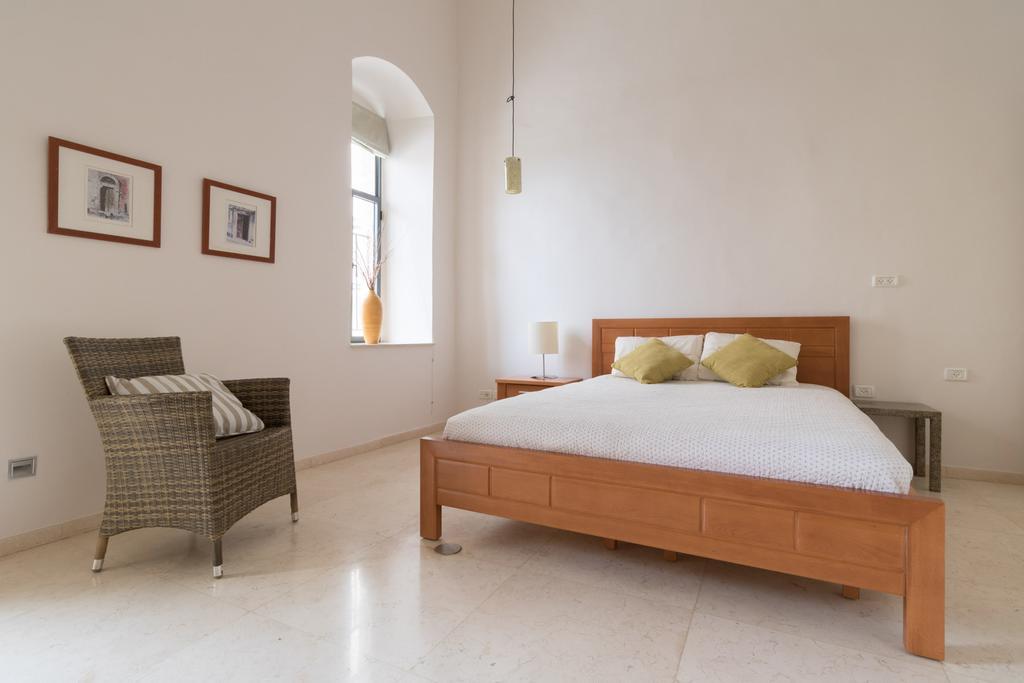 The Jerusalem Stone Duplex Near Mamilla ภายนอก รูปภาพ